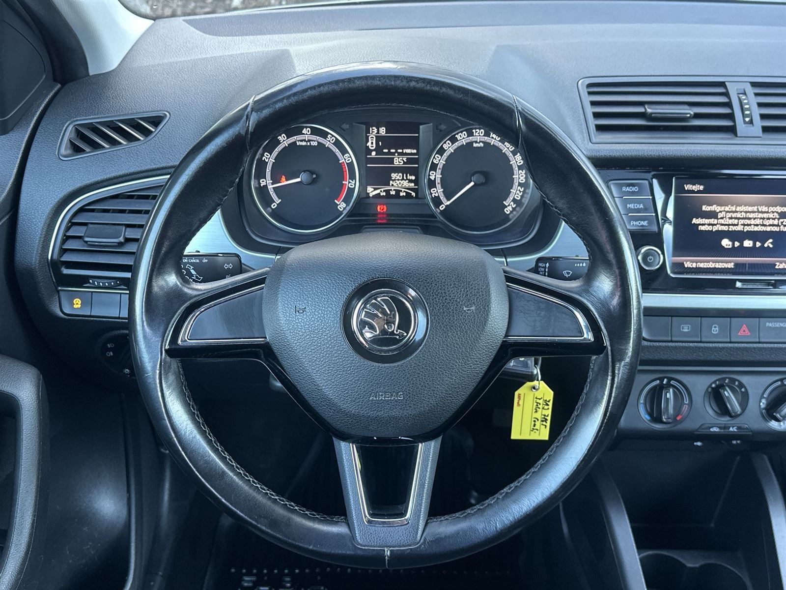 Škoda Fabia, Combi 1,0 MPI Ambition - fotka 6