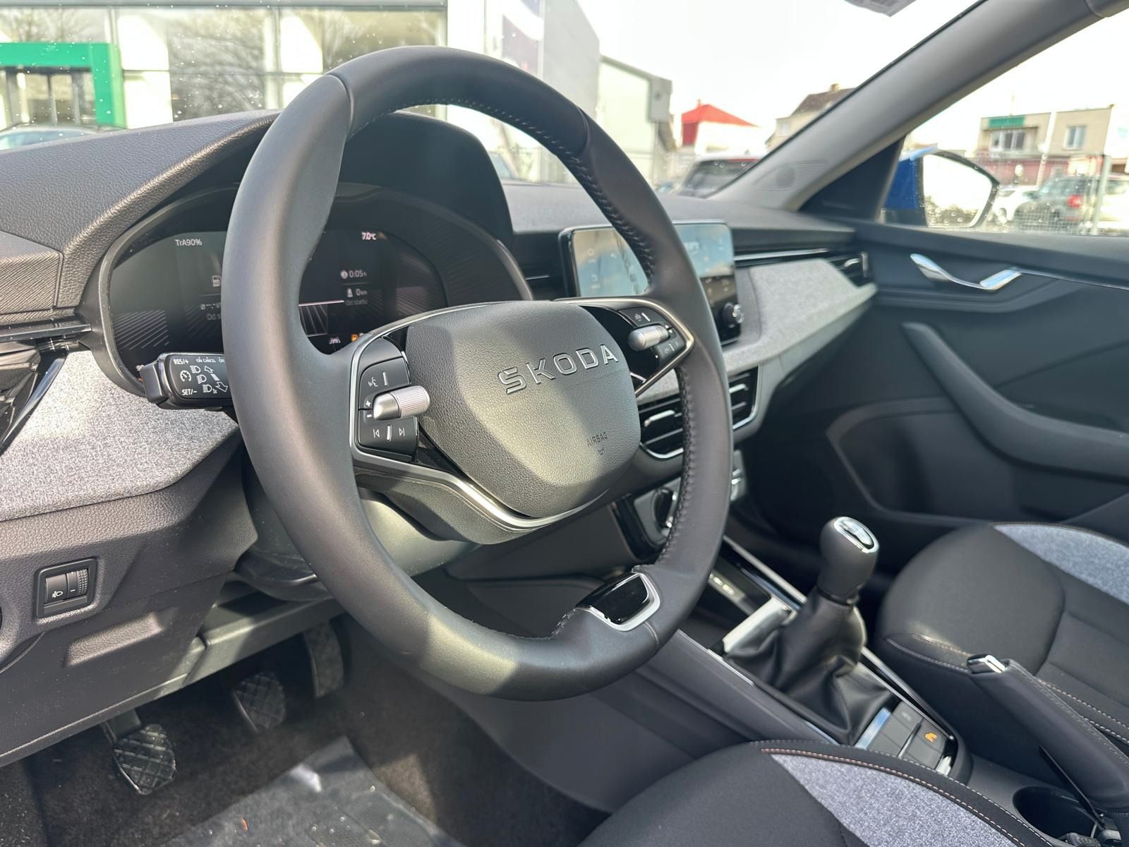Škoda Kamiq, 1,0 TSI 70 kW man. Classic - fotka 4