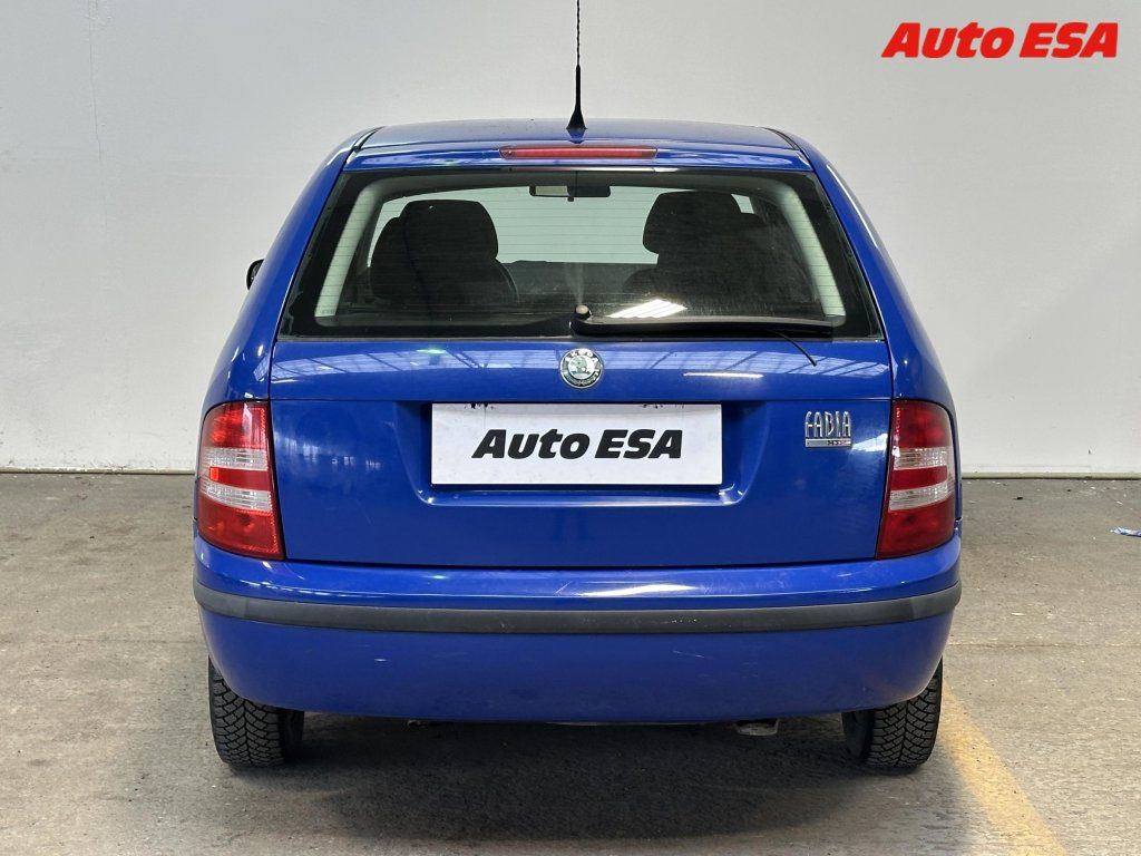 Škoda Fabia, 1.2i,servis.kniha - fotka 5