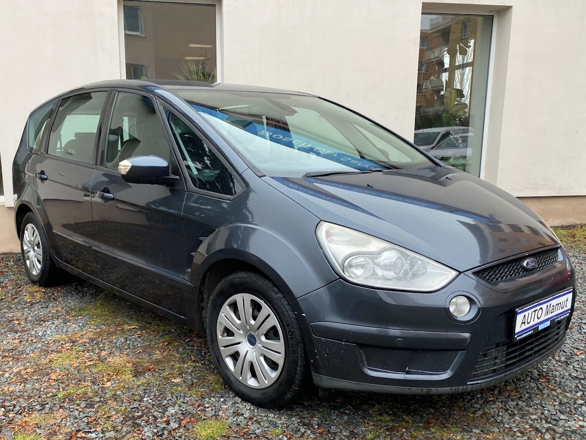 Ford S-MAX, 2.0 TDCI 96kW - fotka 2