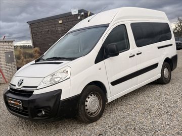 MAXI 9MÍST SERVISKA