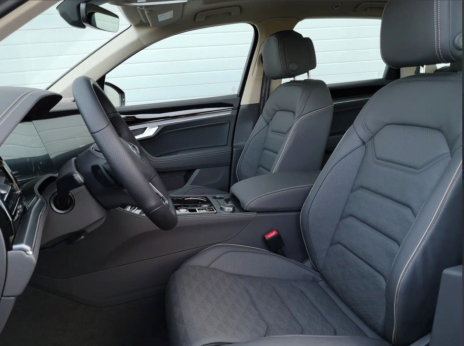 Volkswagen Touareg, 3.0 TDI V6 4Motion 210kW Final - fotka 5