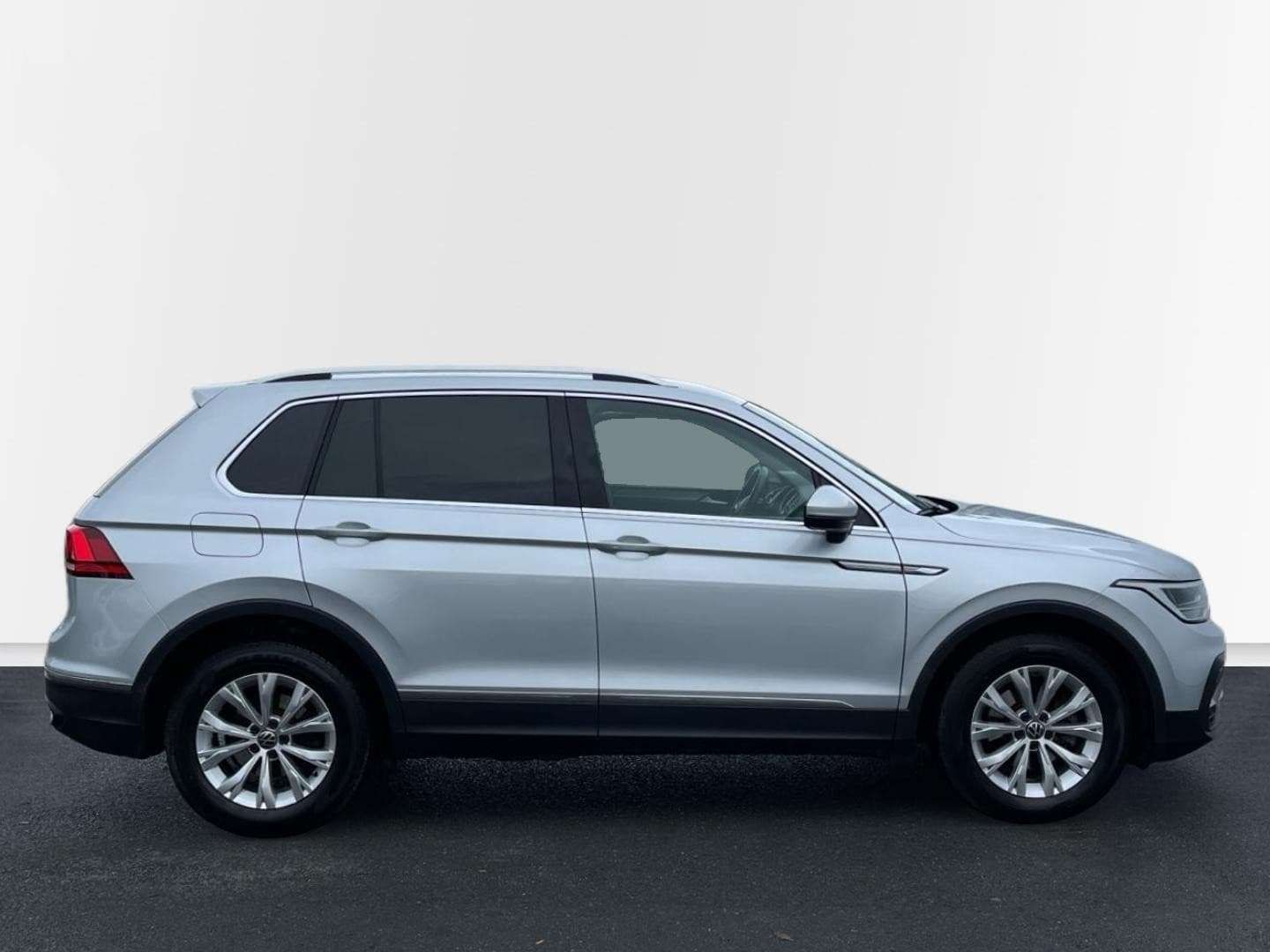 Volkswagen Tiguan, Life 2,0 TDI DSG - fotka 6