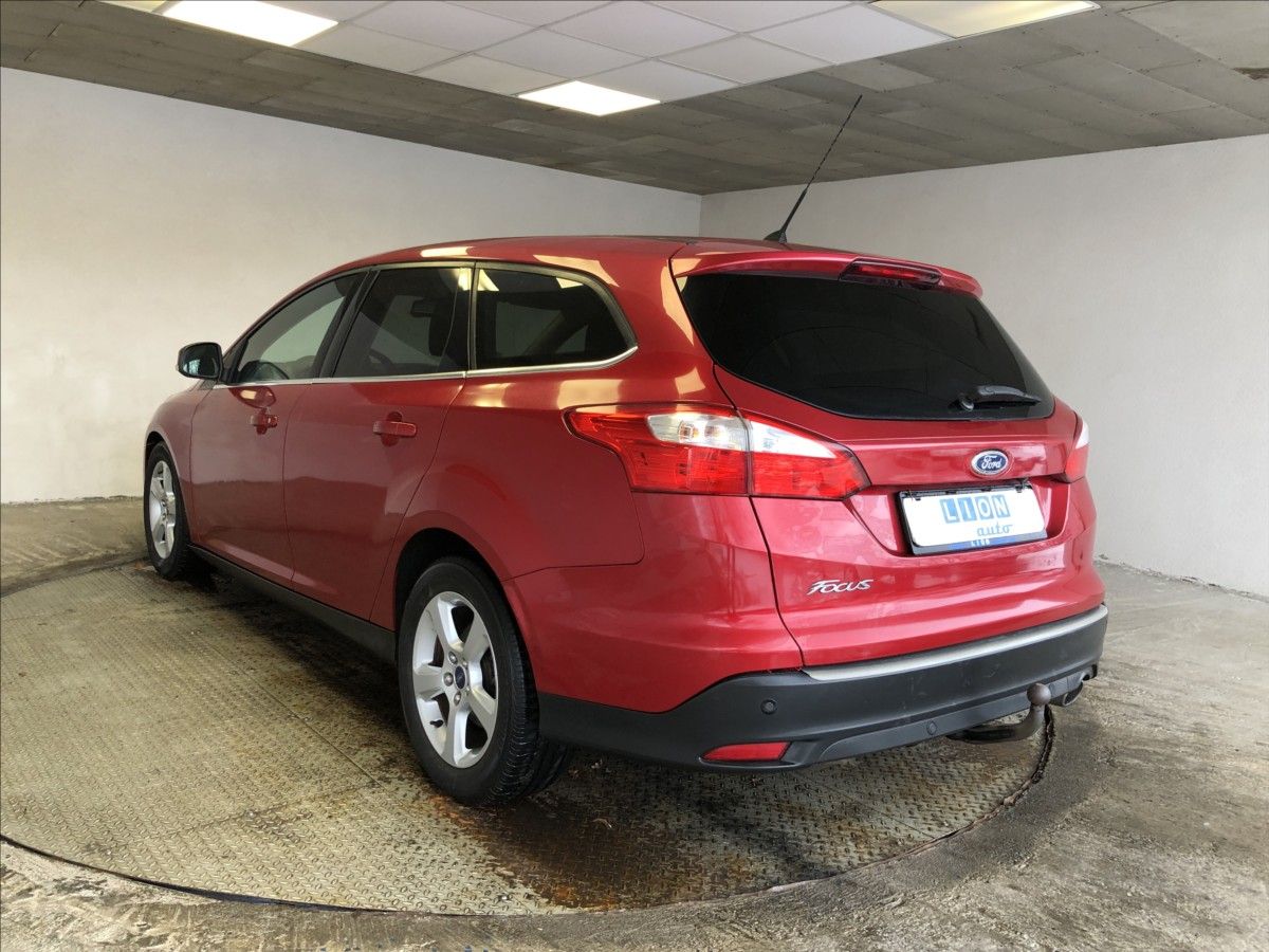 Ford Focus, 2,0 TDCI - fotka 5