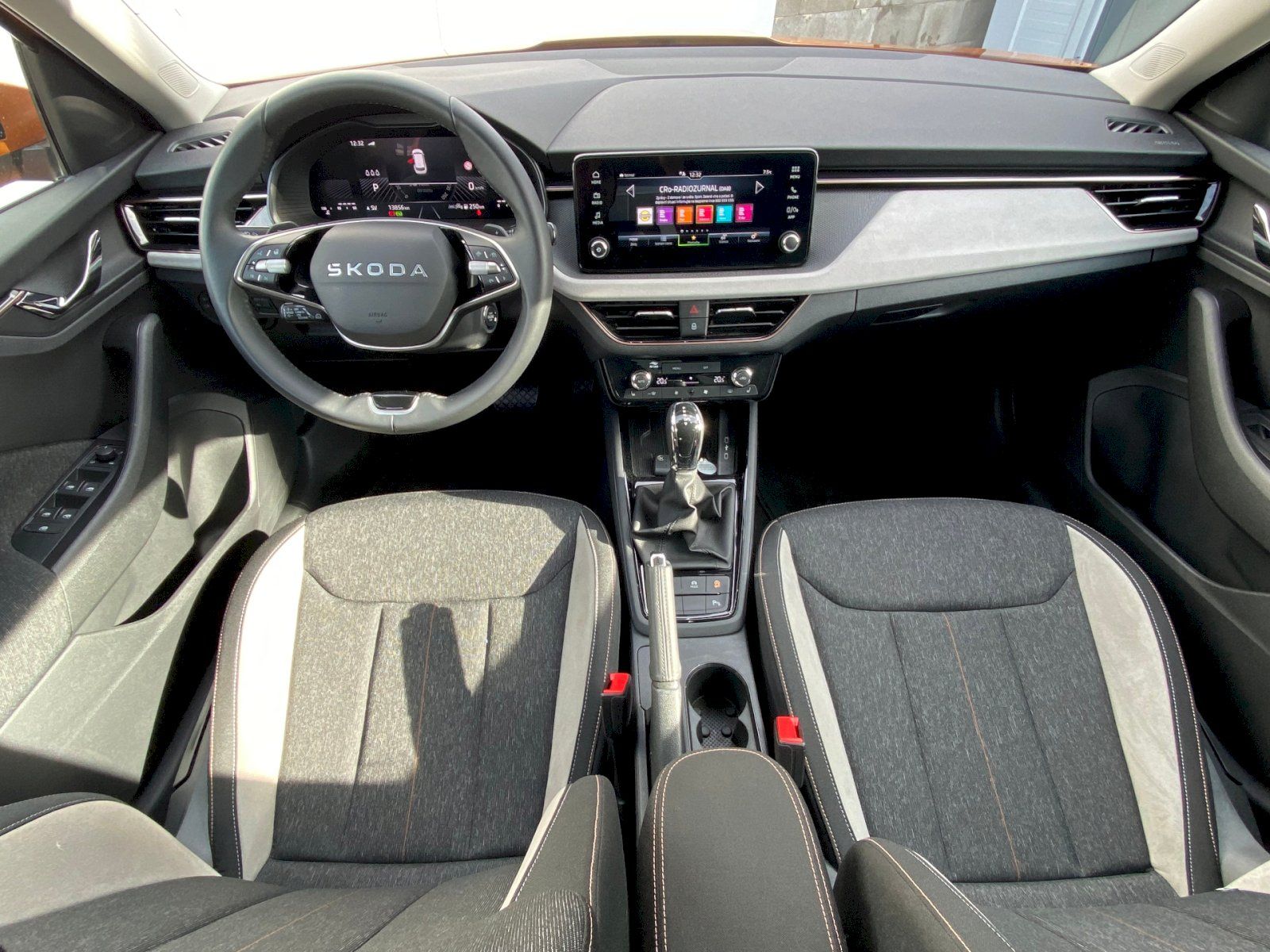 Škoda Kamiq, Top Selection 1.0 TSI 85 kW DS - fotka 5