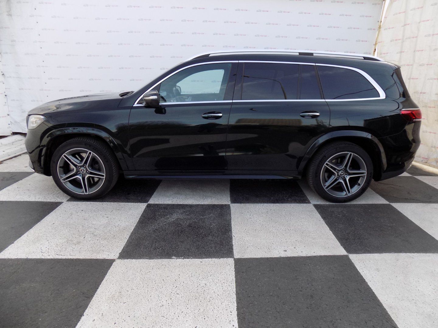 Mercedes-Benz GLS, 400d/AMG-Line/4-M/1.M.ČR/DPH/ - fotka 2