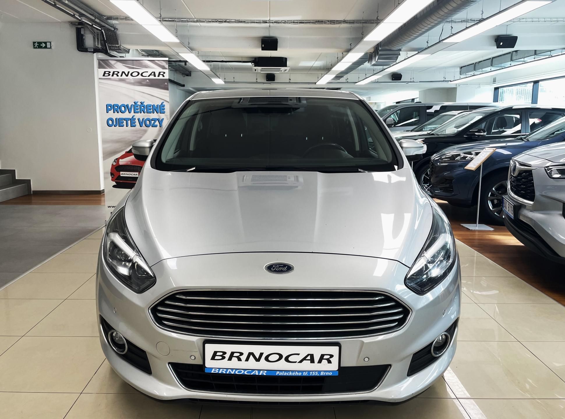 Ford S-MAX, Titanium 132kW AT AWD, 7 MÍST - fotka 2