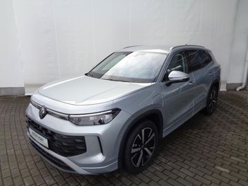1.5 TSI  DSG  eHybrid People