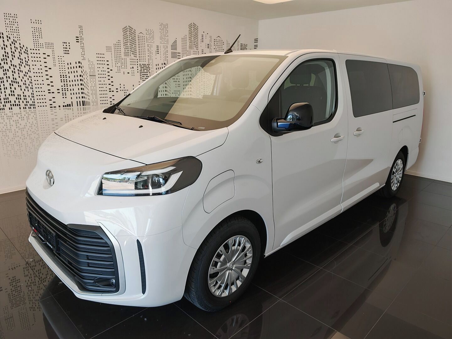 Toyota Proace, Proace Verso MC24 - 5D - L2 -