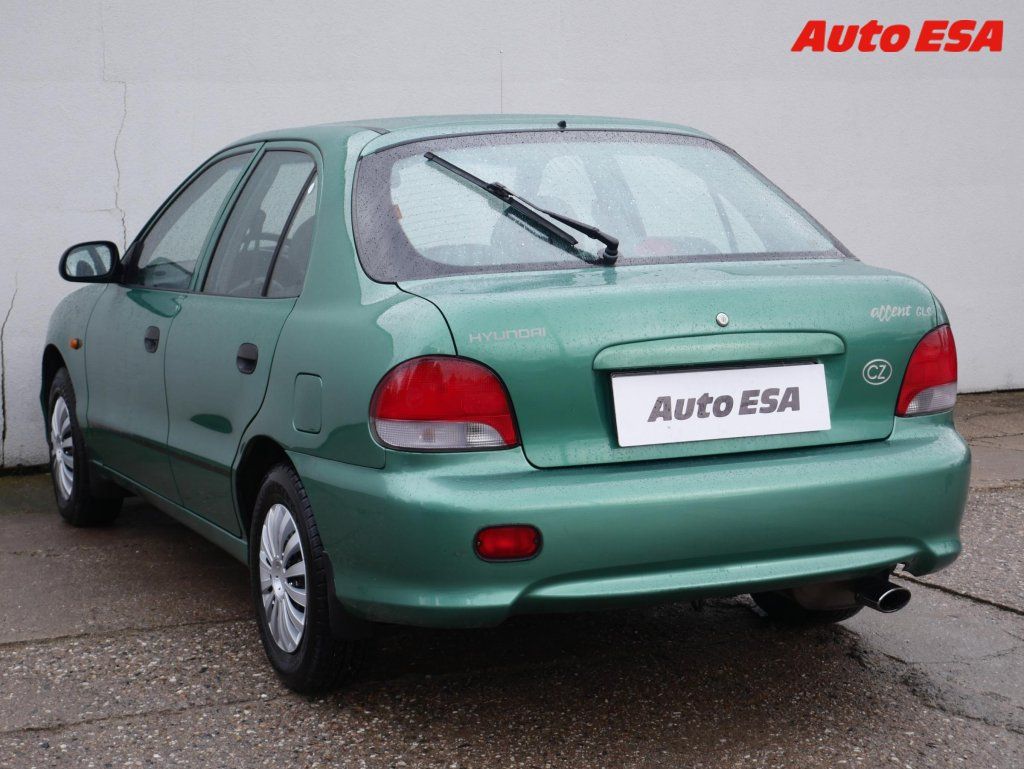 Hyundai Accent, 1.5i,1.maj,ČR,STK2/28 - fotka 4