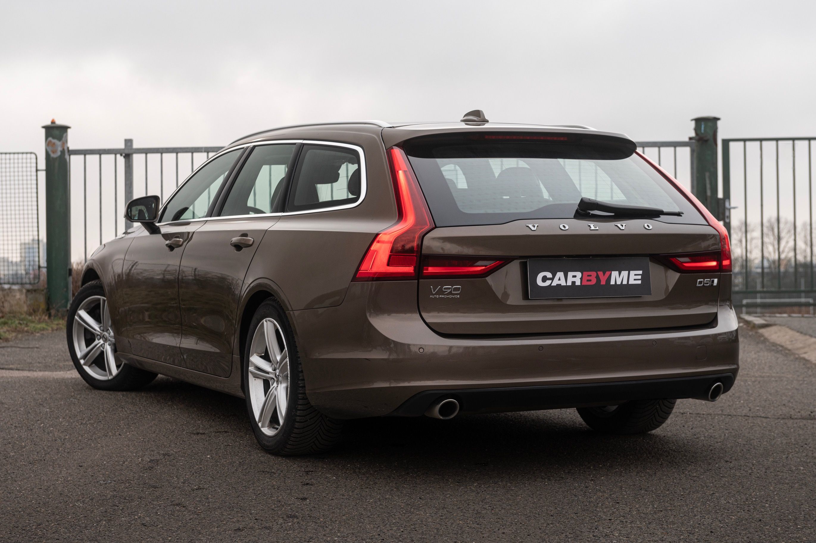 Volvo V90, D5 AWD Polestar 177kW,ČR,DPH - fotka 6