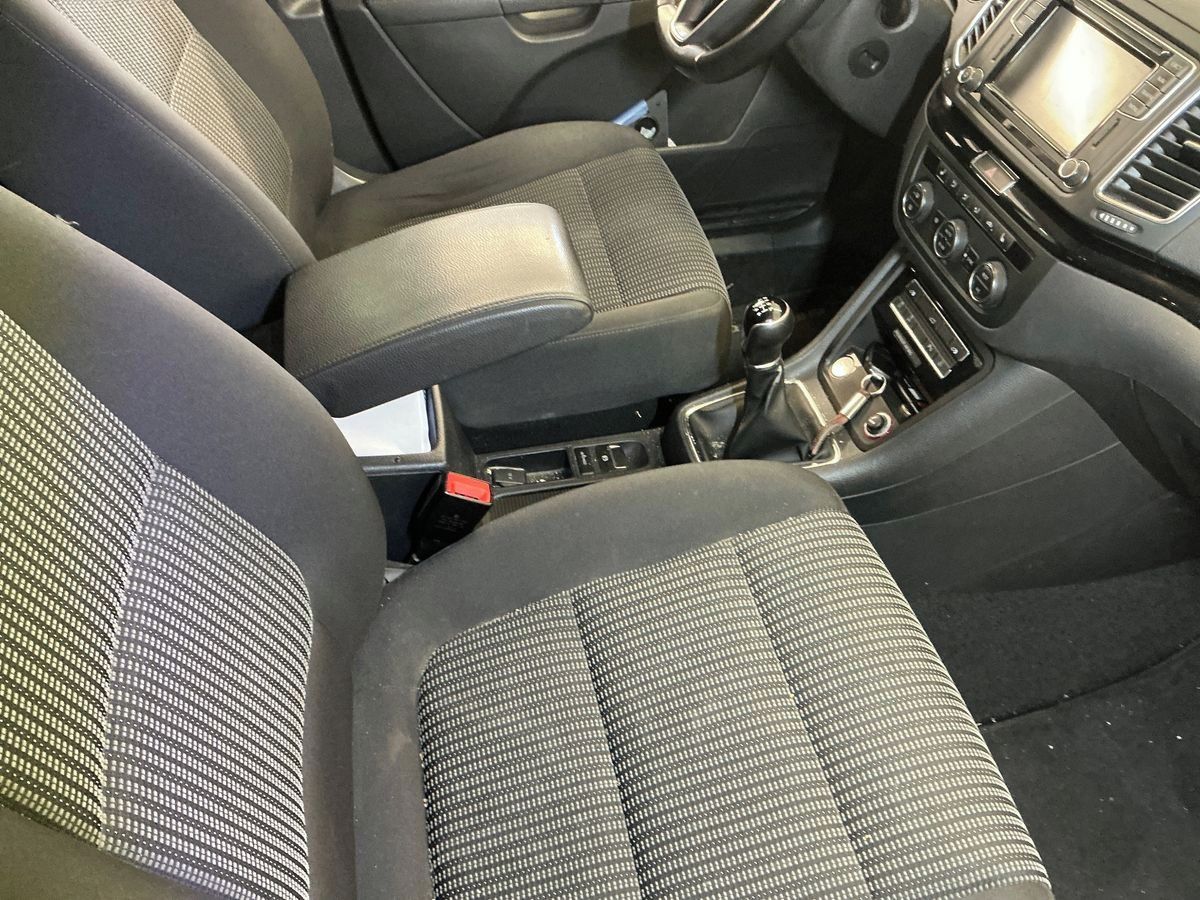 Seat Alhambra, 2.0 Tdi STYLE r.7/2016 219 tkm - fotka 5