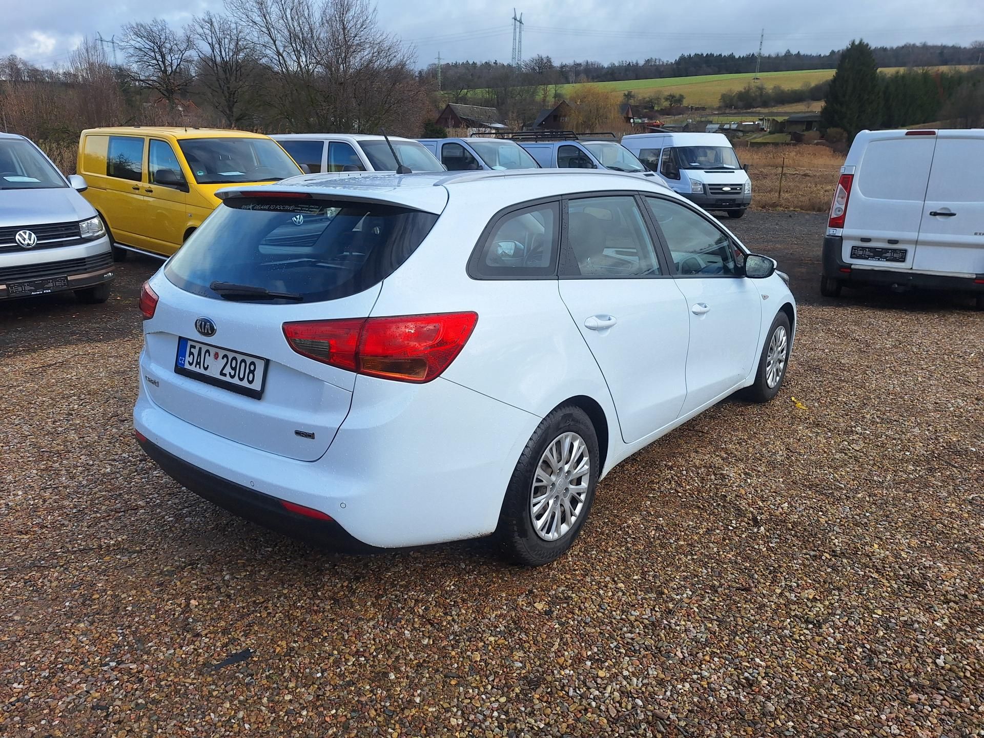 Kia Cee´d, 1.4 Crdi - fotka 6