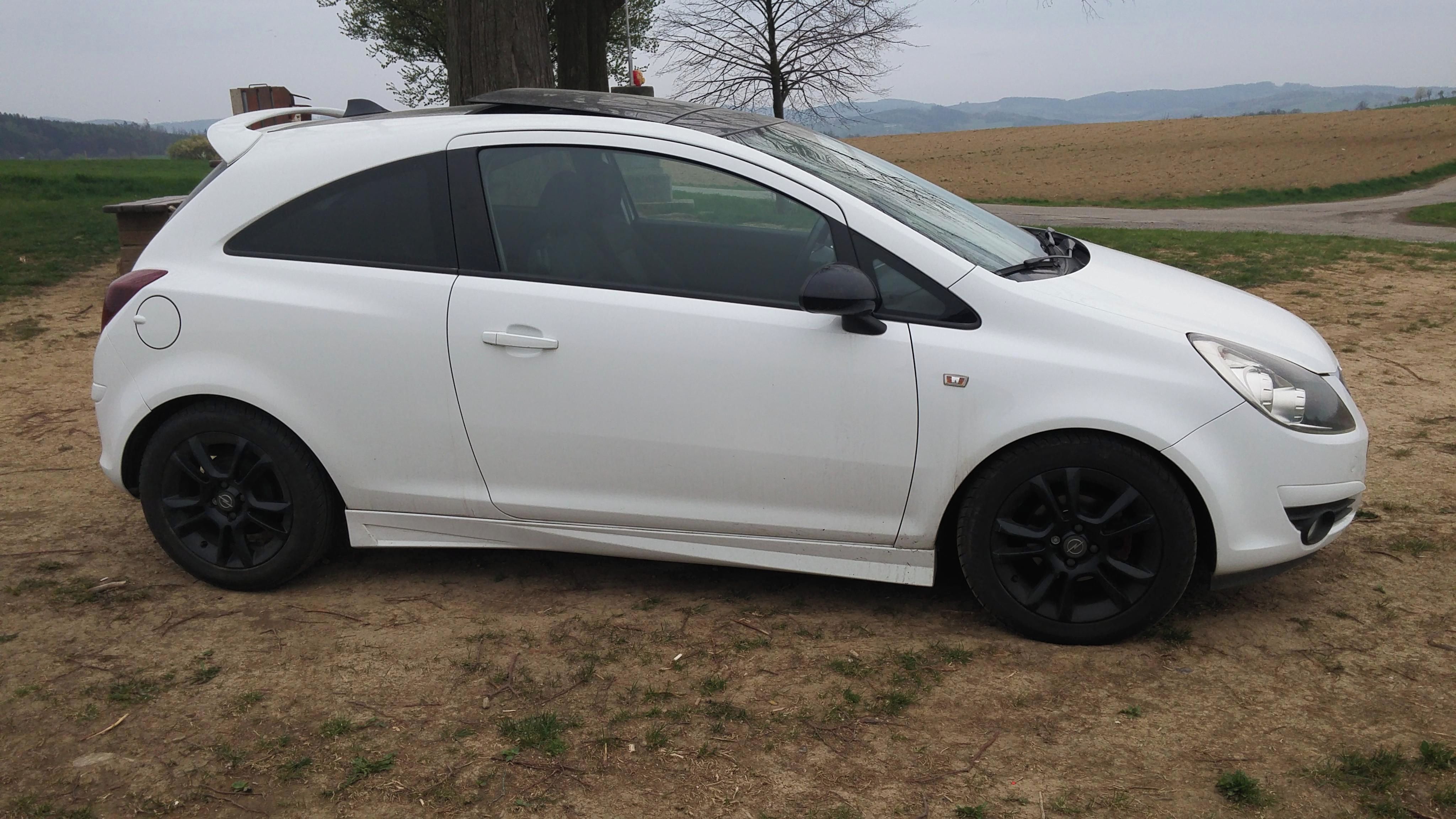 Opel Corsa - fotka 3