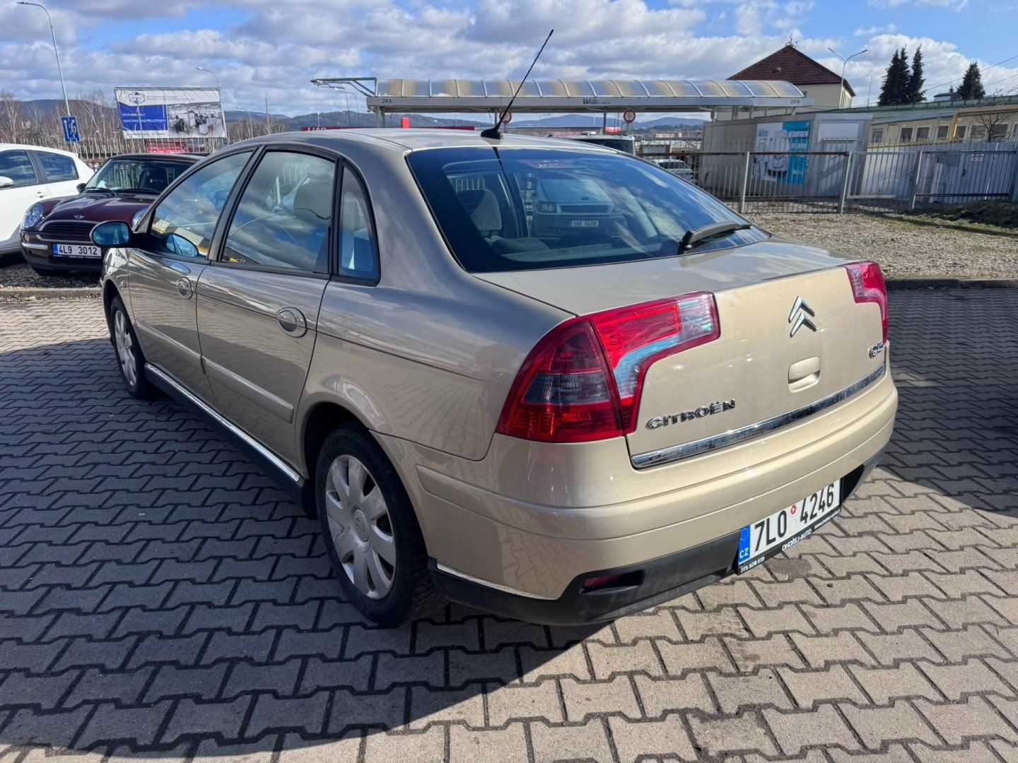 Citroën C5, AUTOMAT 2,0i 103 KW STK - fotka 4