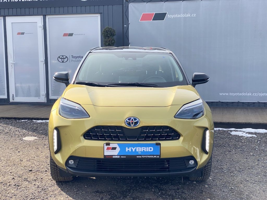 Toyota Yaris Cross, 1.5HSD, ČR-1m, Executive, 4x4 - fotka 3