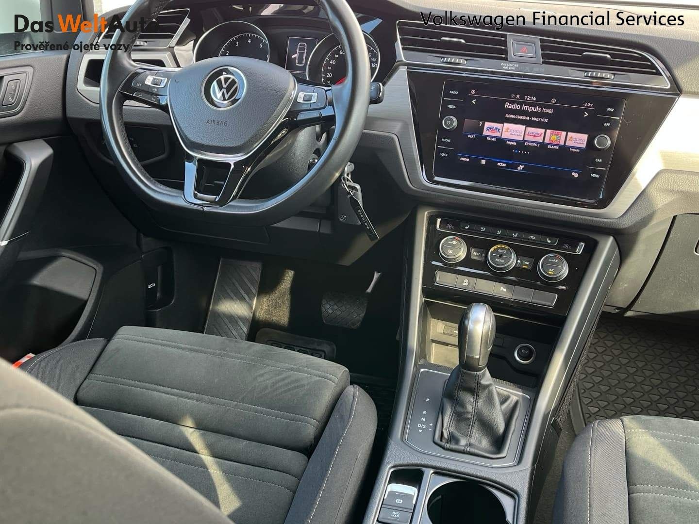 Volkswagen Touran, 1.5 TSI DSG Comfortline - fotka 5