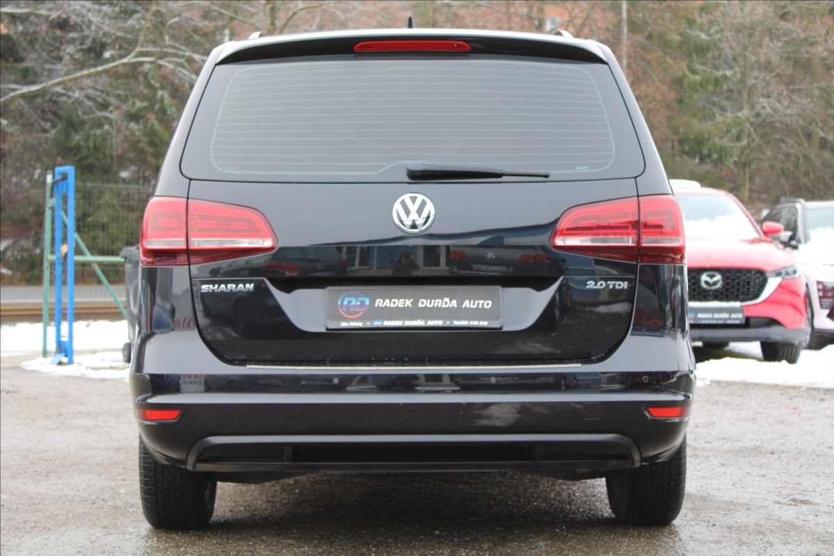 Volkswagen Sharan, 2,0 TDI  NAVIGACE,TAŽNÉ - fotka 6