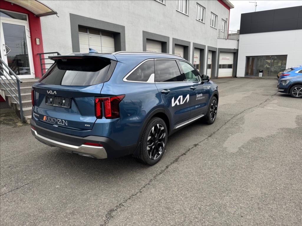 Kia Sorento, 2,2 CRDI 5P TOP, 8 DCT - fotka 4