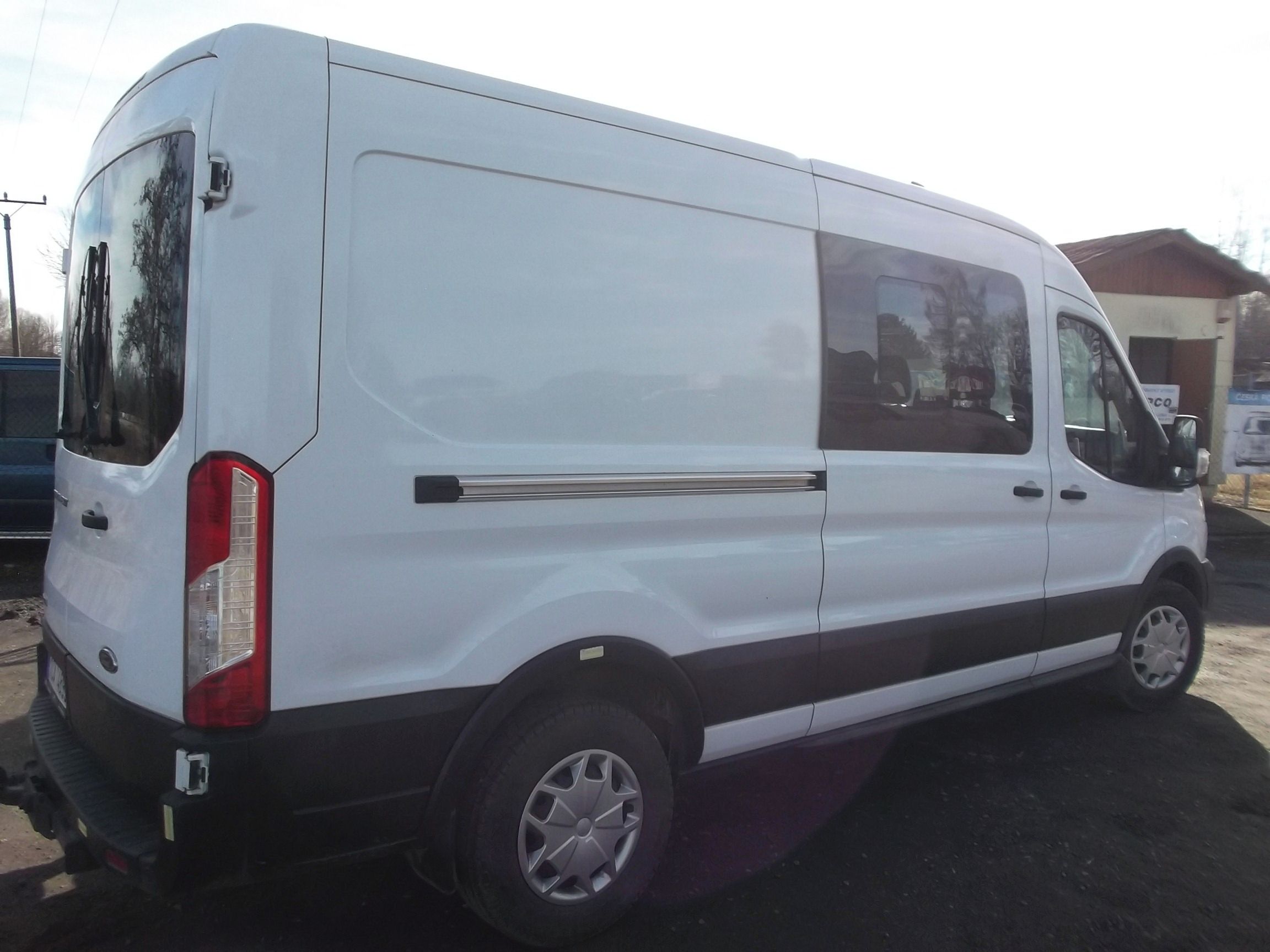 Ford Transit, 2.0 TDCI 7míst - fotka 4