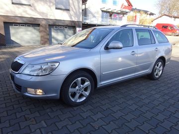 1.4TSi 90kW. Ambition. Sv.kn.