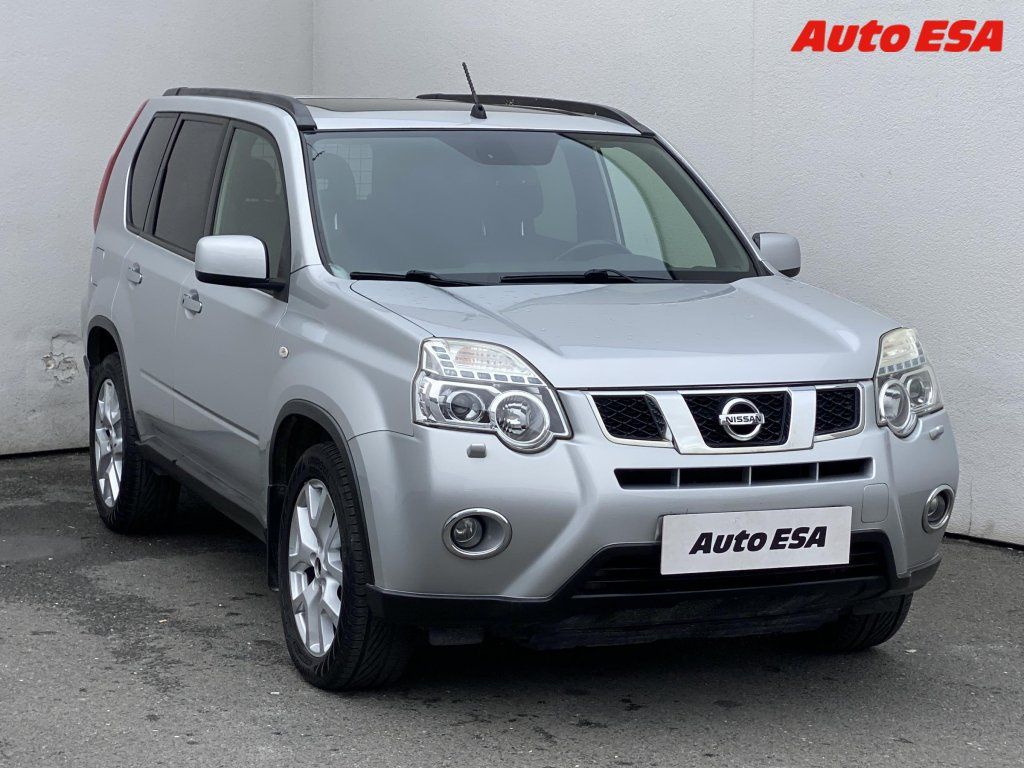 Nissan X-Trail, 2.0 dCi 4x4,AT,xenon