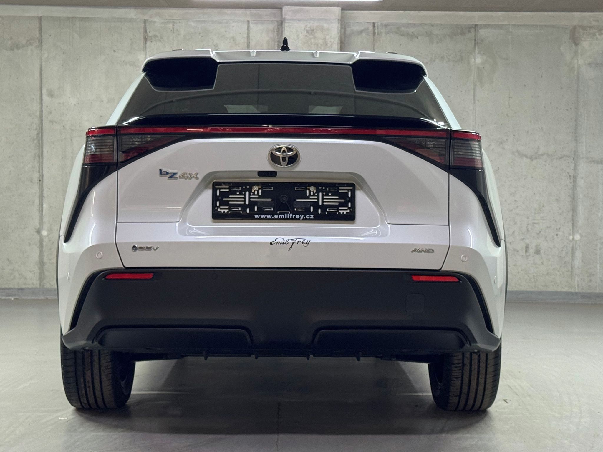 Toyota bZ4X, Executive VIP 73.1 kWh 4x4 - fotka 6