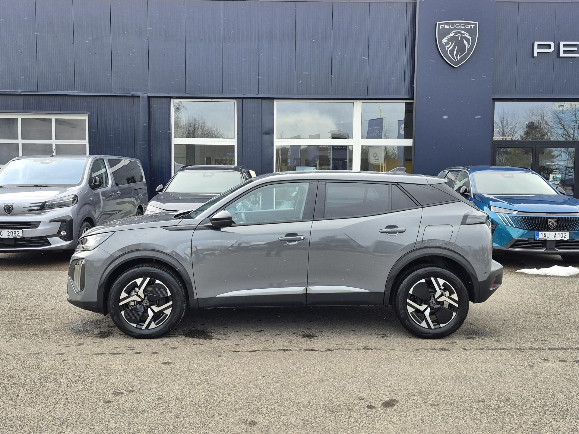 Peugeot 2008, ALLURE Hybrid 145 e-DCS6 - fotka 2