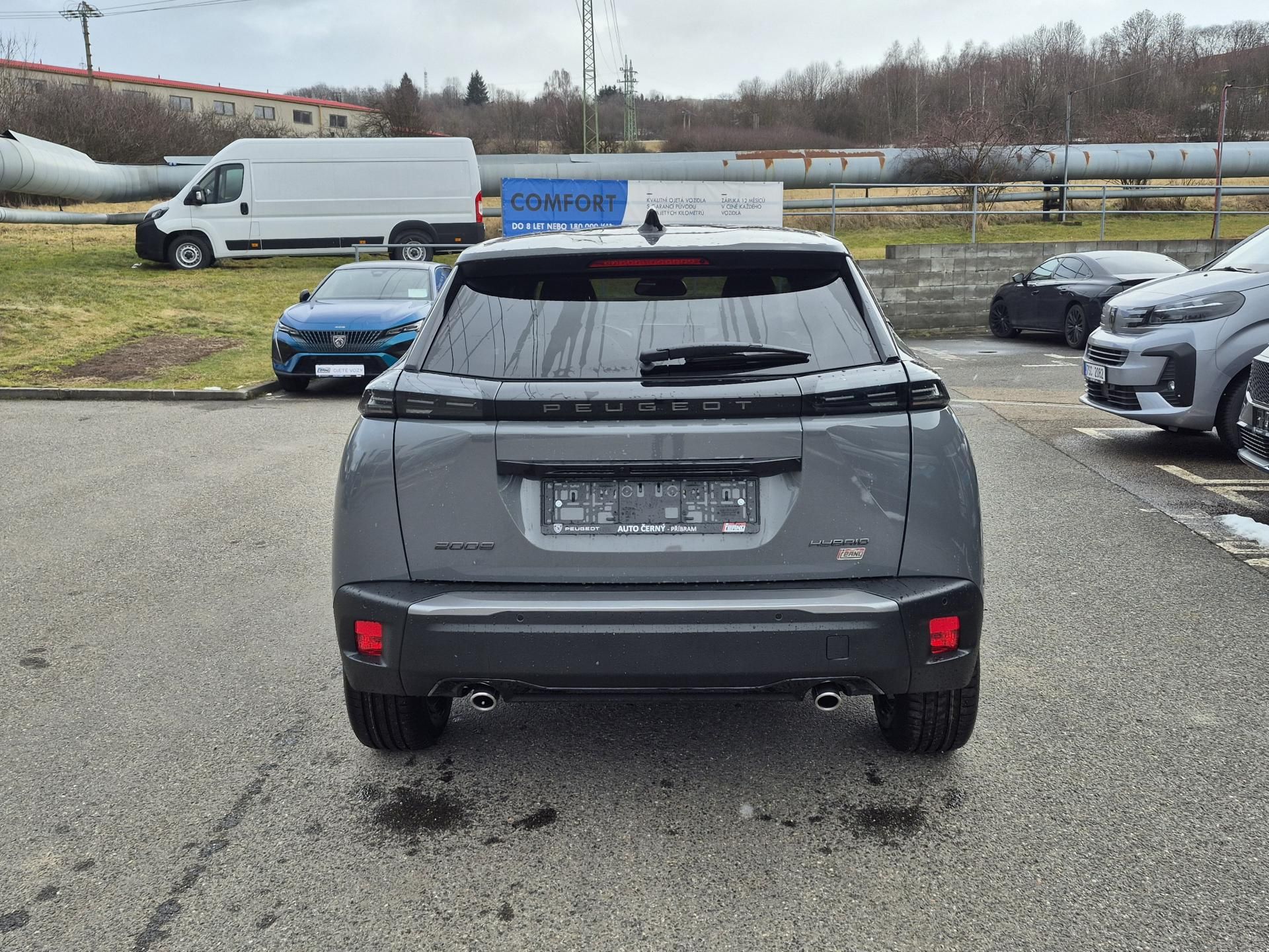 Peugeot 2008, ALLURE Hybrid 145 e-DCS6 - fotka 4
