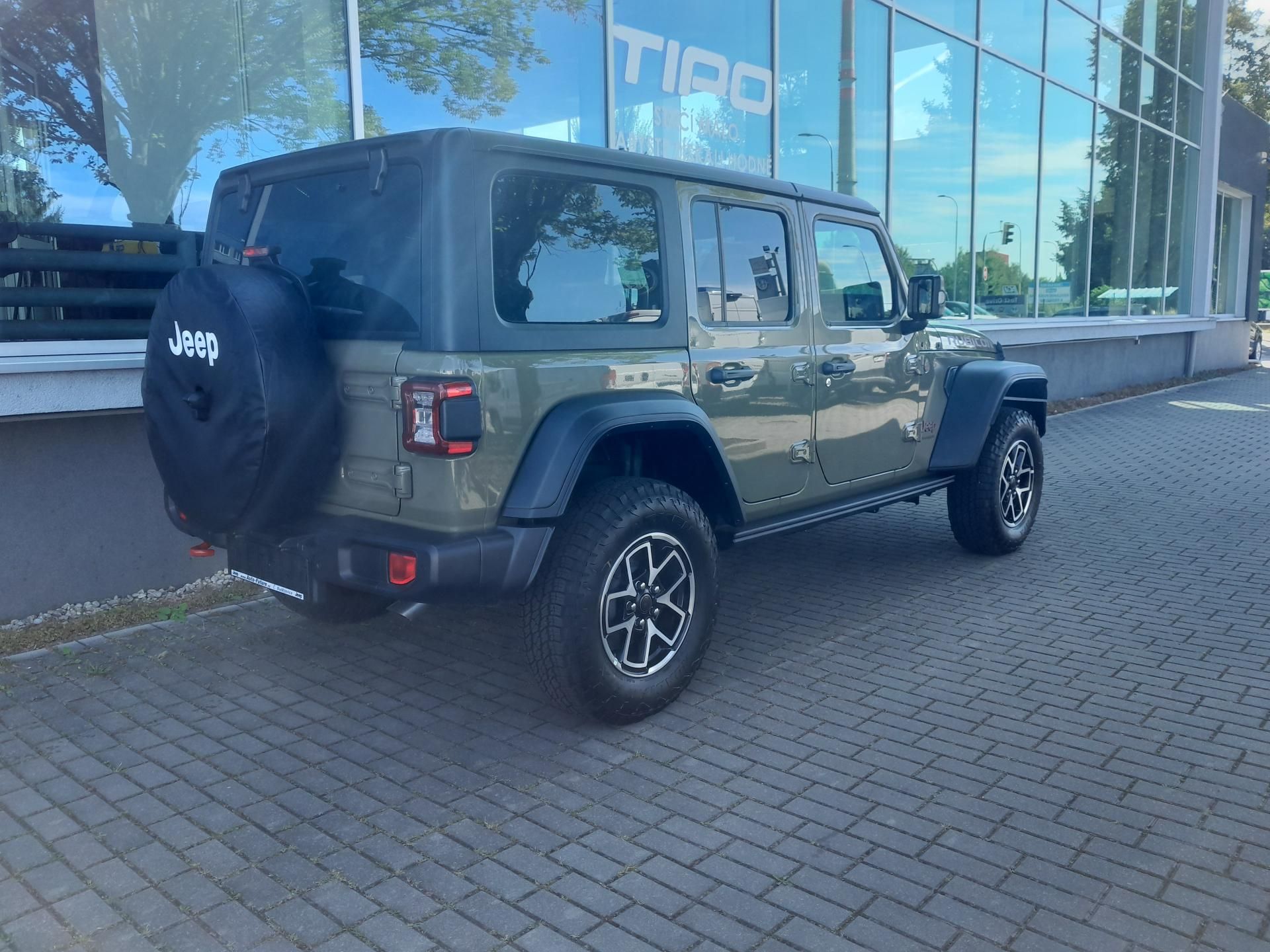 Jeep Wrangler, Unlimited 2,0T  Rubicon ČR - fotka 3