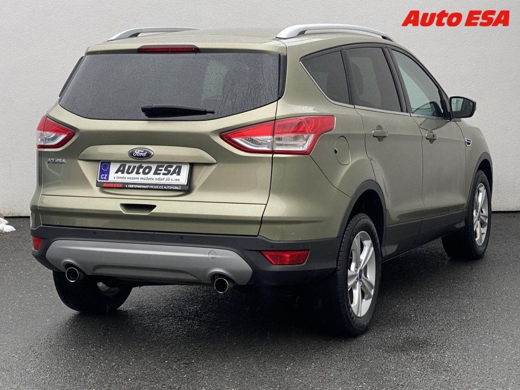 Ford Kuga, 2.0 TDCi 4x4,Titanium,AT - fotka 4