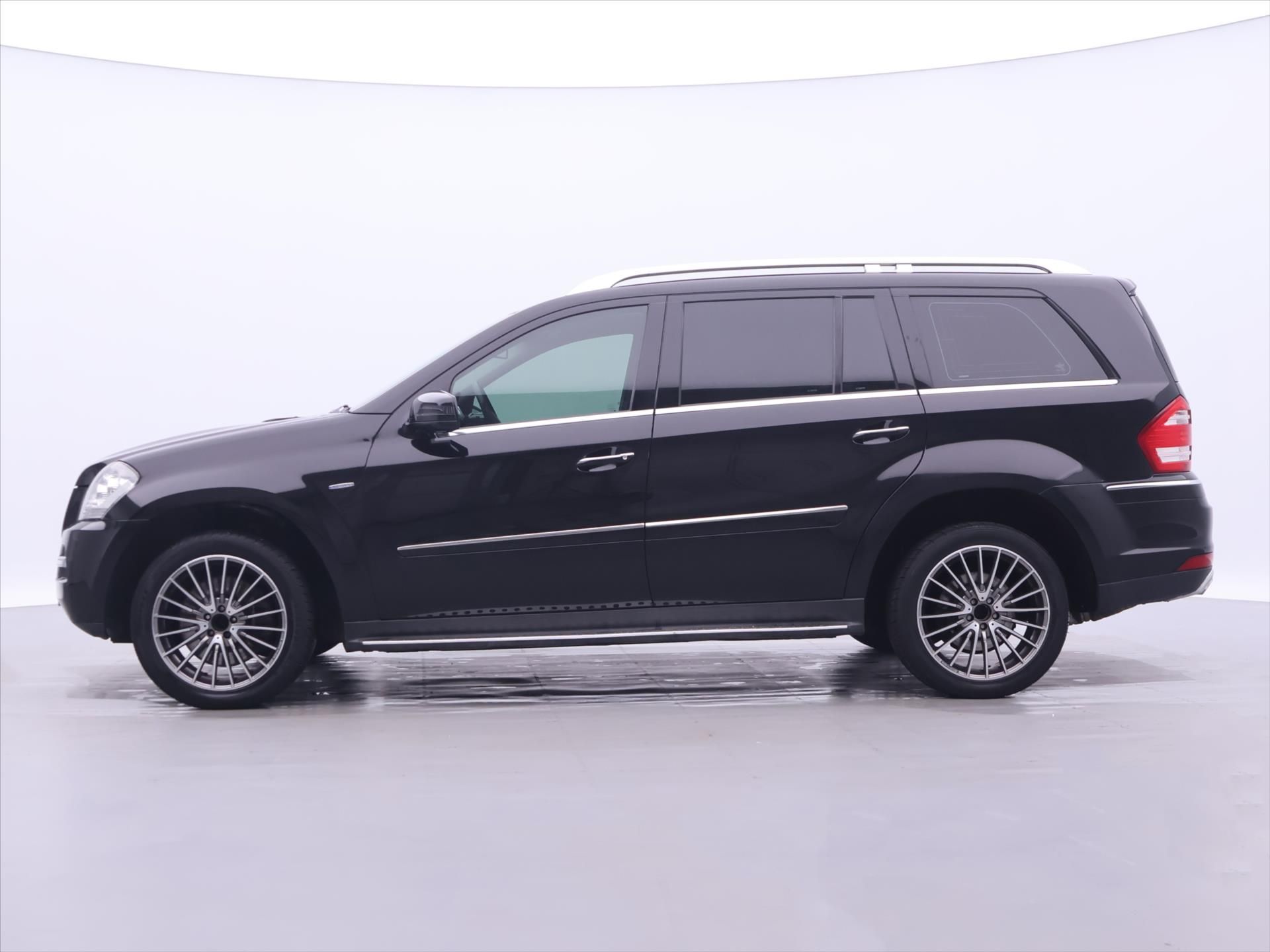 Mercedes-Benz GL, 350 3,0 155kW 4Matic 7.míst - fotka 4