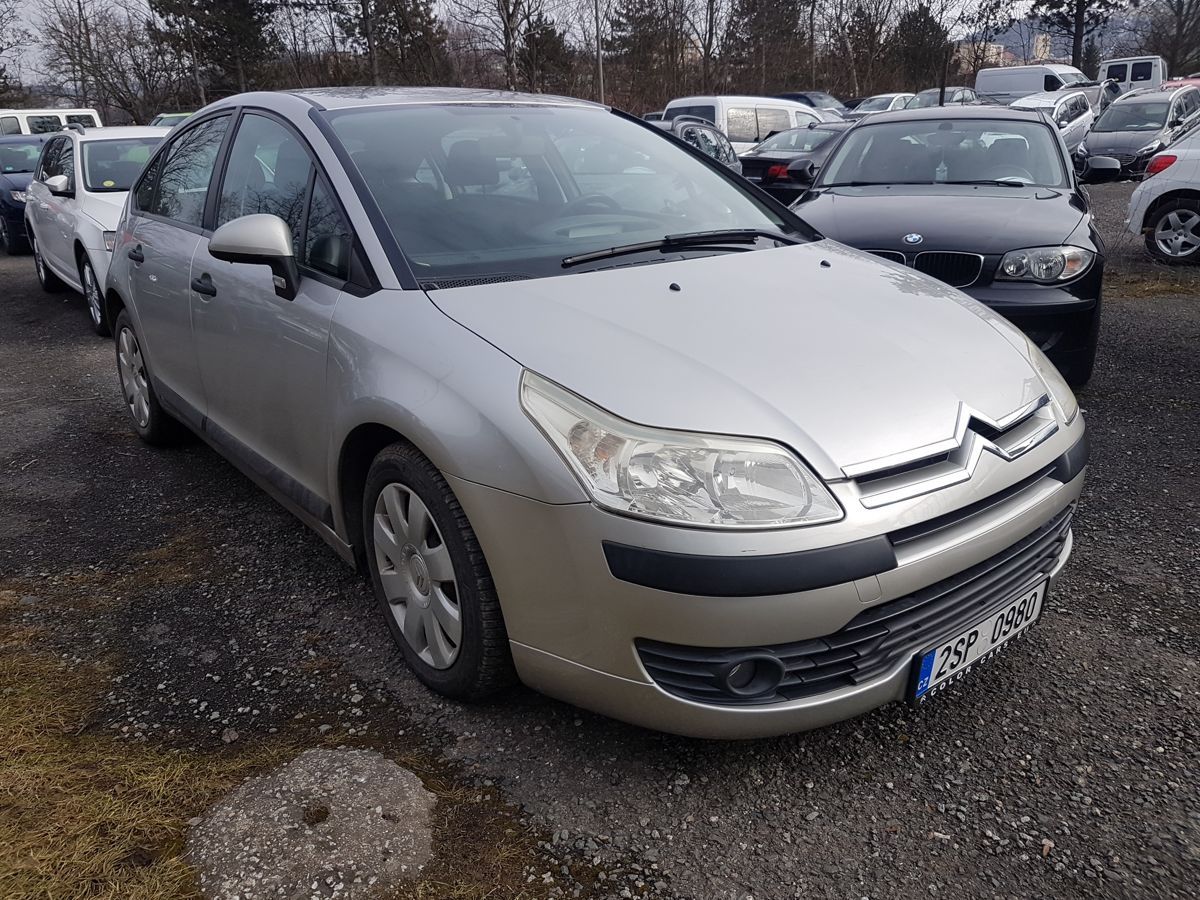 Citroën C4, 1.4i 65KW KLIMA ČR