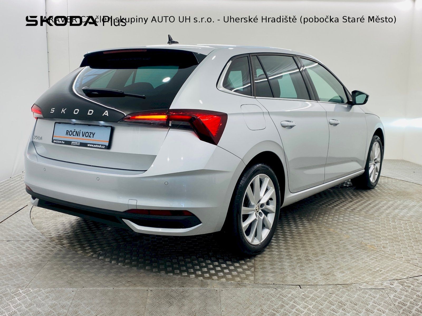 Škoda Scala, 1.0 TSI 85kW Top Selection - fotka 2