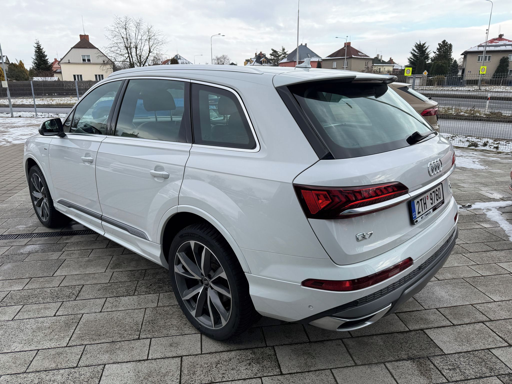 Audi Q7, S-Line  210kW Matrix - fotka 3