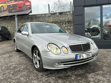 Mercedes-Benz E 270 2002