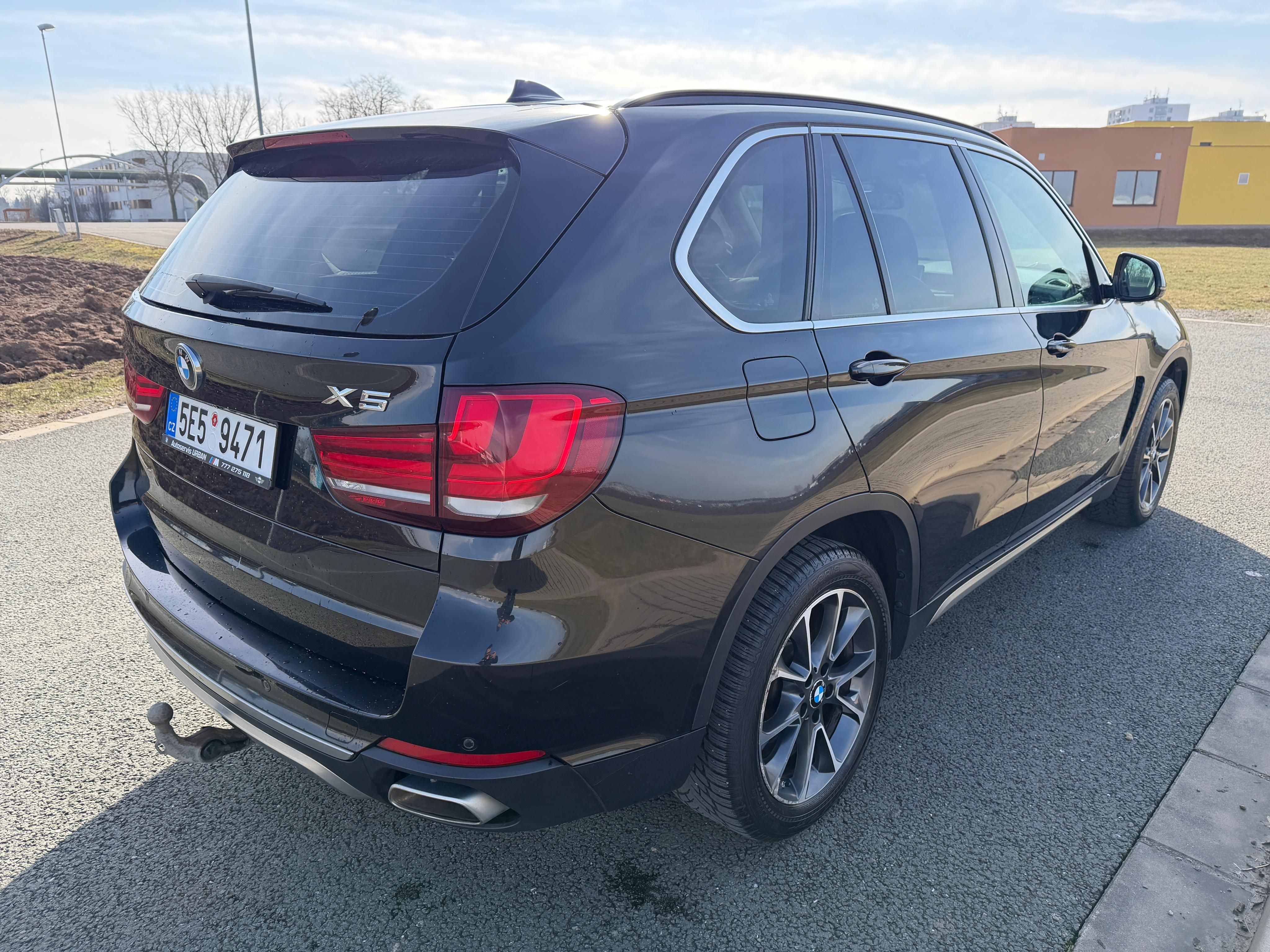 BMW X5, 40D LED PANORAMA ROZVODY - fotka 5