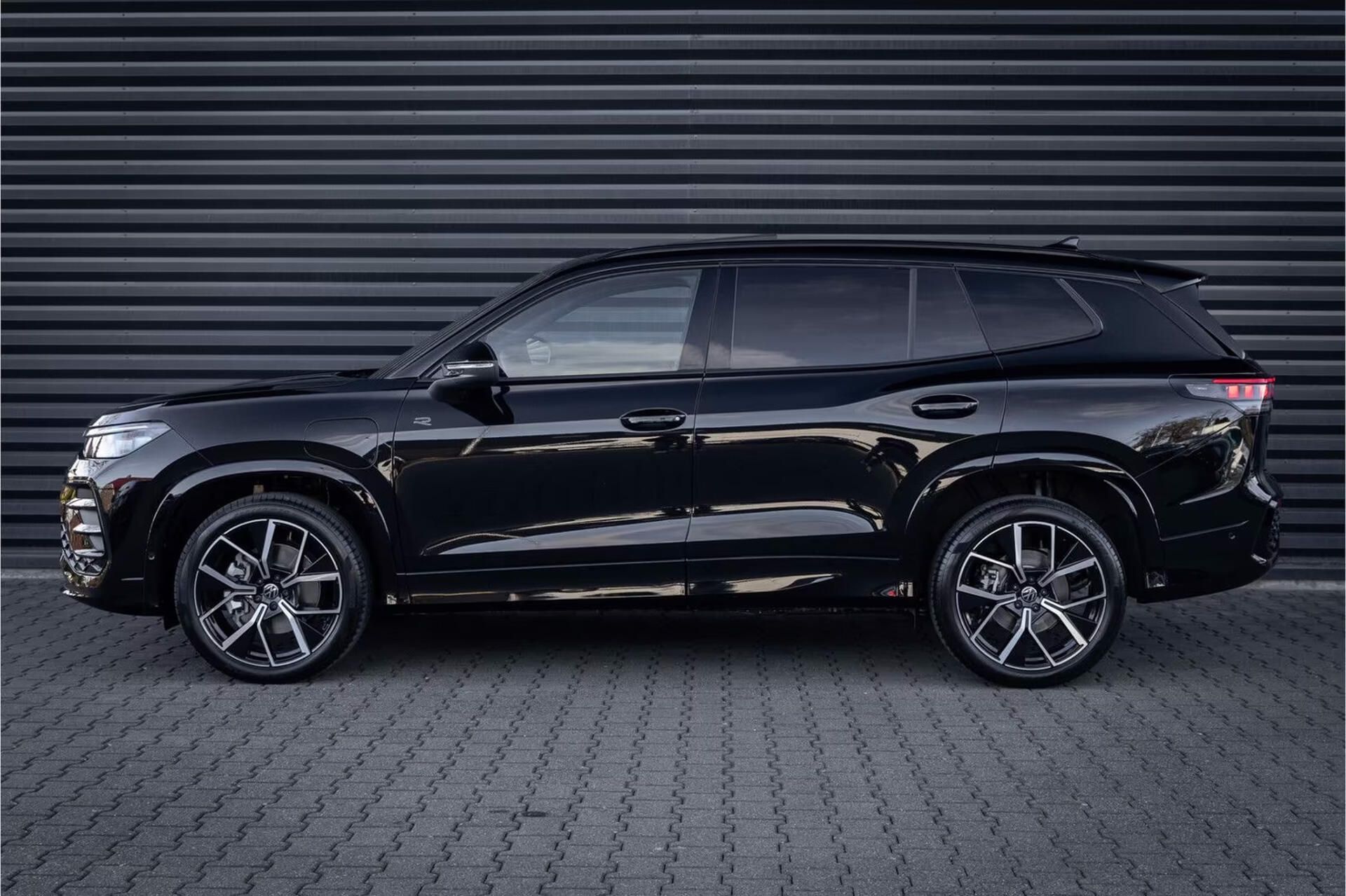 Volkswagen Tayron, eHybrid R-Line Pano DCC - fotka 6