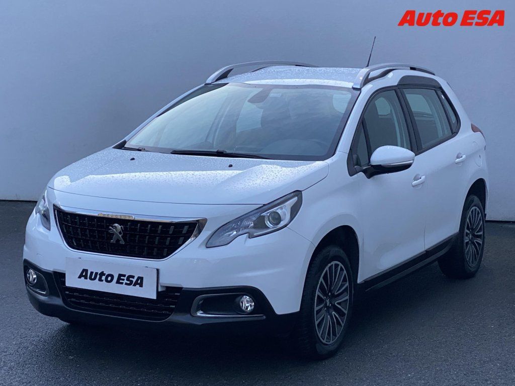 Peugeot 2008, 1.2 PT,2.maj,ČR,AC,temp - fotka 3