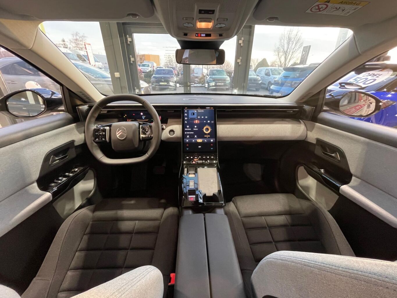 Citroën C5 Aircross, 1,2   YOU Hybrid 145 Automatic - fotka 4