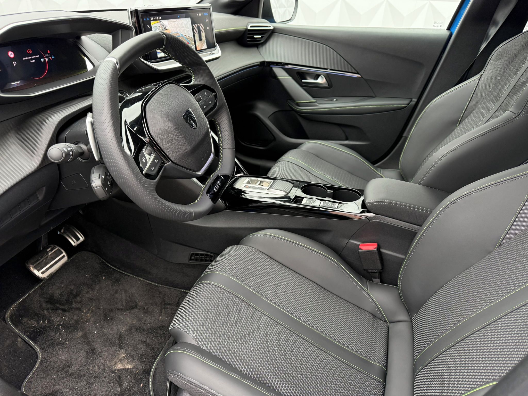 Peugeot 208, GT Hybrid 145 e-DCS6 - fotka 6