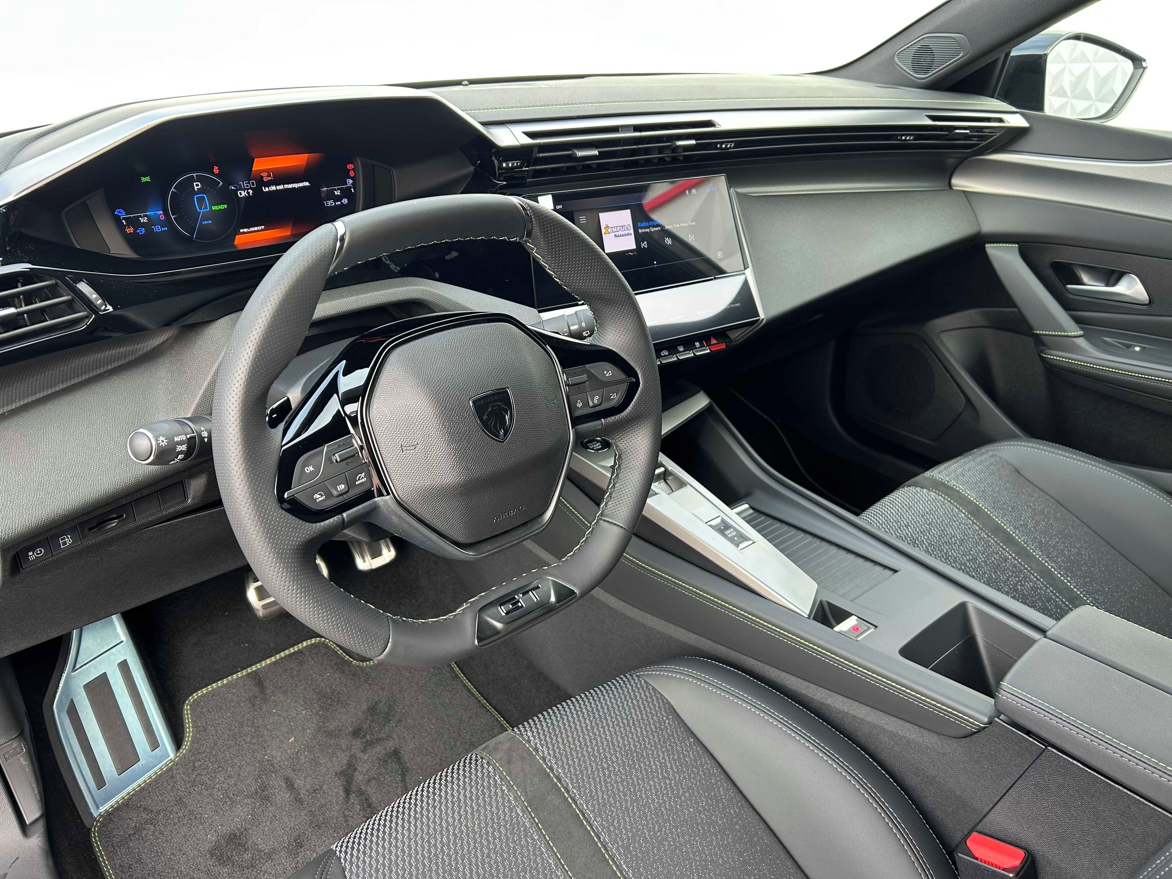 Peugeot 308, SW GT Plug-in HYBRID 180 e-EAT - fotka 4