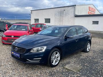 2,4 D-PLUG IN HYBRID