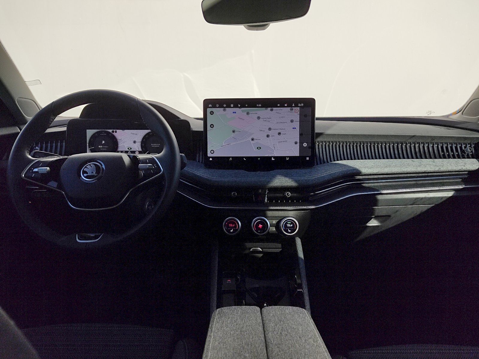 Škoda Superb, Selection 2,0 Tdi 110Kw DSg - fotka 5