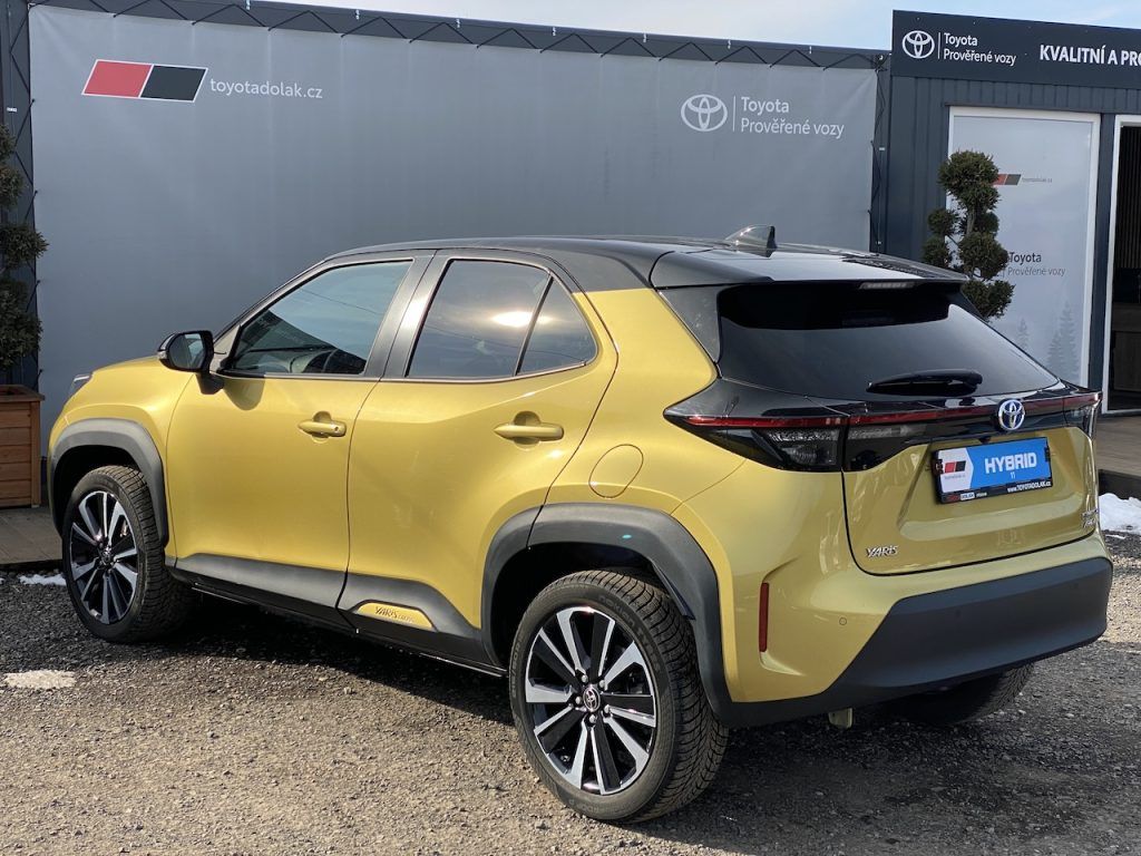 Toyota Yaris Cross, 1.5HSD, ČR-1m, Executive, 4x4 - fotka 5