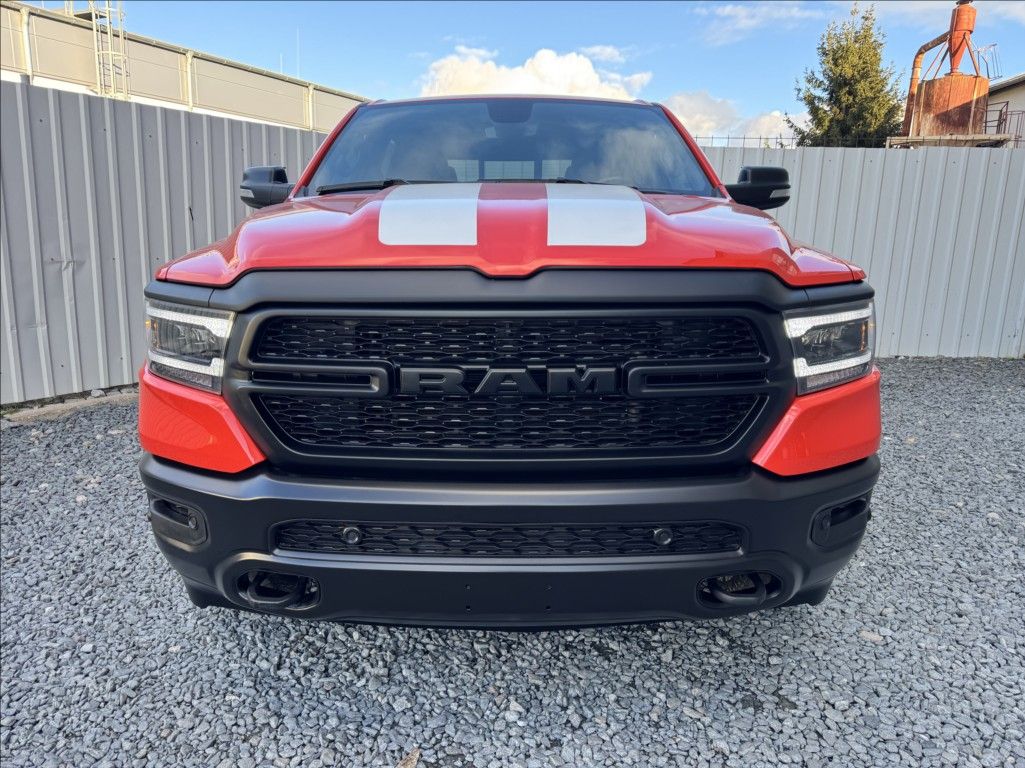 RAM 1500, 5,7 V8 HEMI LPG BUILT TO SERVE - fotka 2