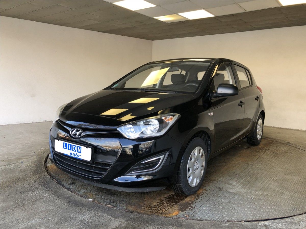 Hyundai i20, 1,3 16V - fotka 3