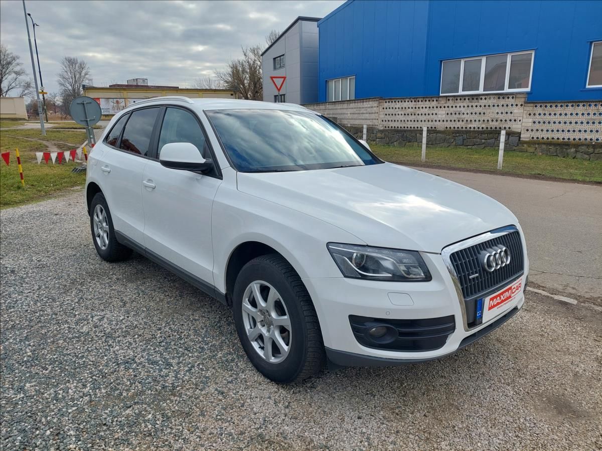 Audi Q5, 2,0 TDi 4x4 - fotka 3