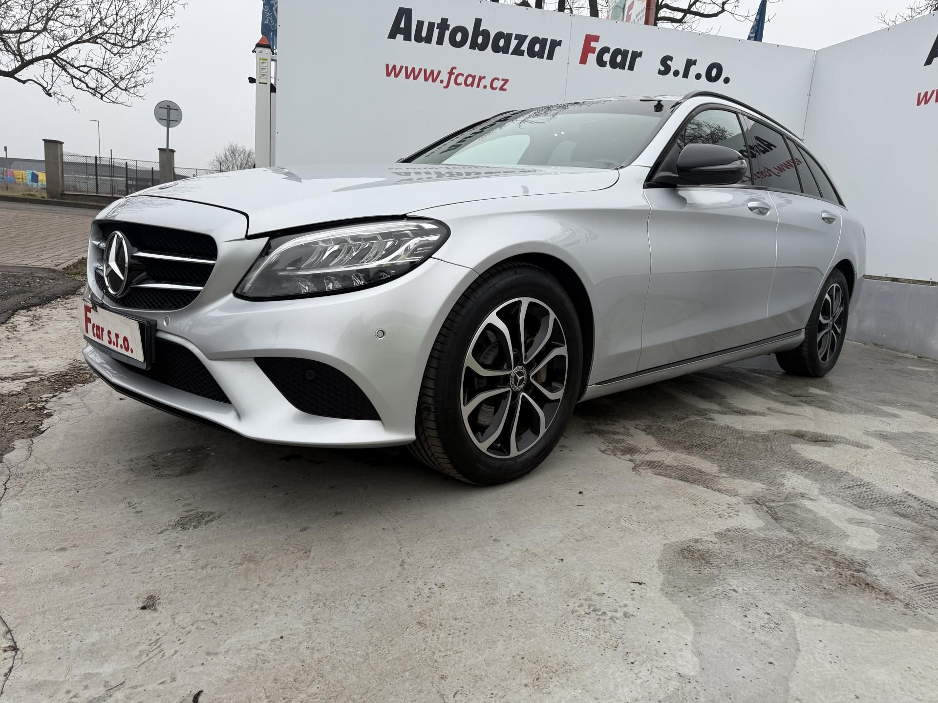 Mercedes-Benz Třídy C, C 300T ser.knížka Webasto - fotka 3