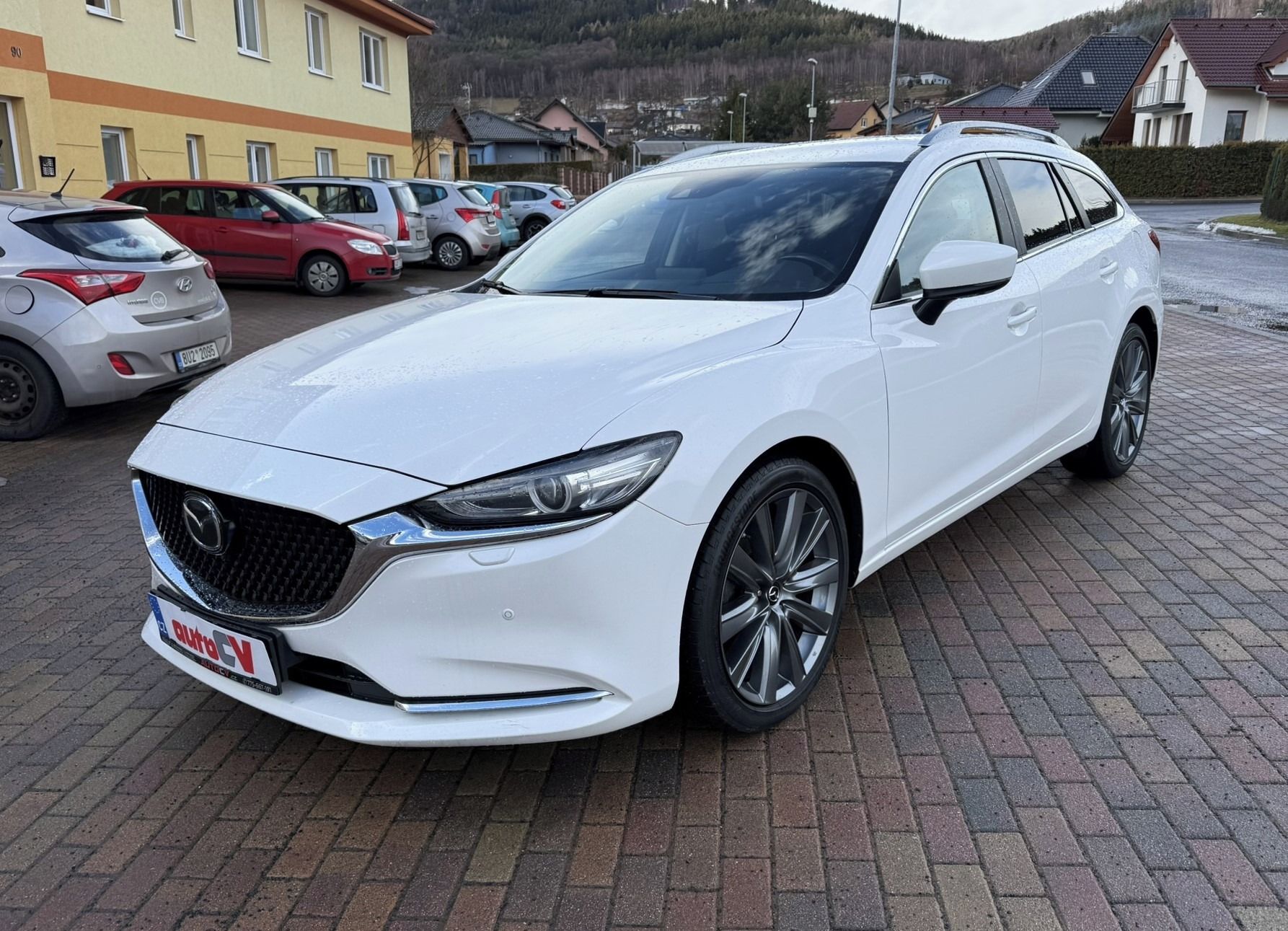 Mazda 6, 2.0 SKYACTIV-G 121kW DPH - fotka 2